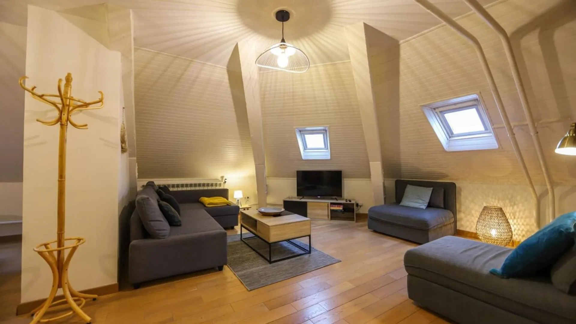 Le Factory Duplex En Vieille Ville Cote Lac Annecy Appartement
